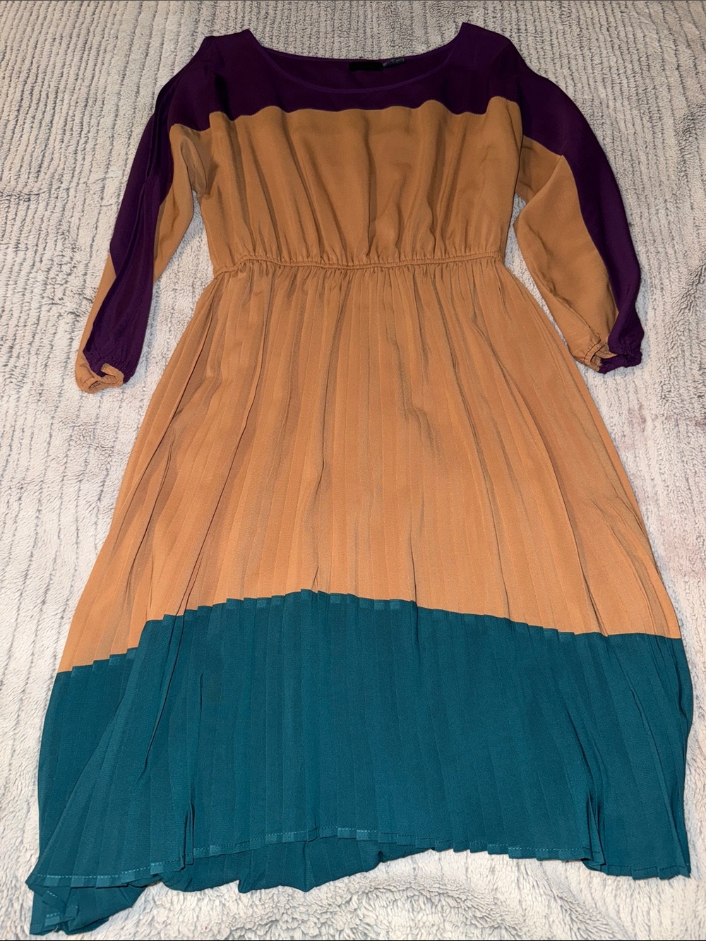Colorblock Pleated Long-Sleeve Midi Dress in Purple, Mustard & Teal